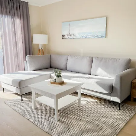 Ferienwohnung Bikinis & Martinis Scharbeutz