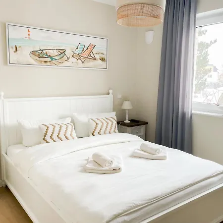 Apartment Ferienwohnung Bikinis & Martinis Scharbeutz