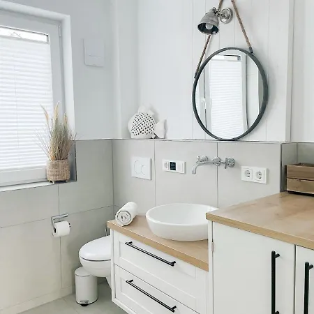 Ferienwohnung Bikinis & Martinis Lägenhet *